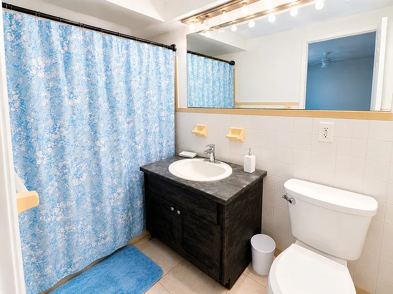 11010 Tamarix Ave — Photo 4