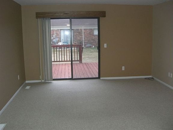 11411 beaconsfield 011