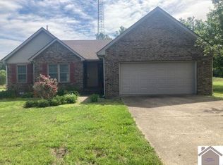 1100 Cindy Ln, Mayfield, KY 42066