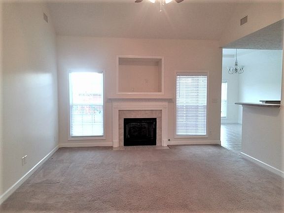 4th image of 907 Chaqueta Ct