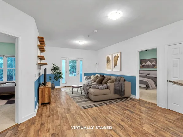 33 Naomi's Way #107, Colchester, VT 05446