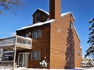 2420 Tomahawk Dr, Wakefield, MI 49968