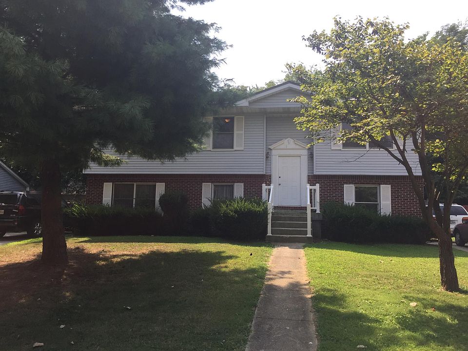 1st image of 6609 Heathervale Ct #2