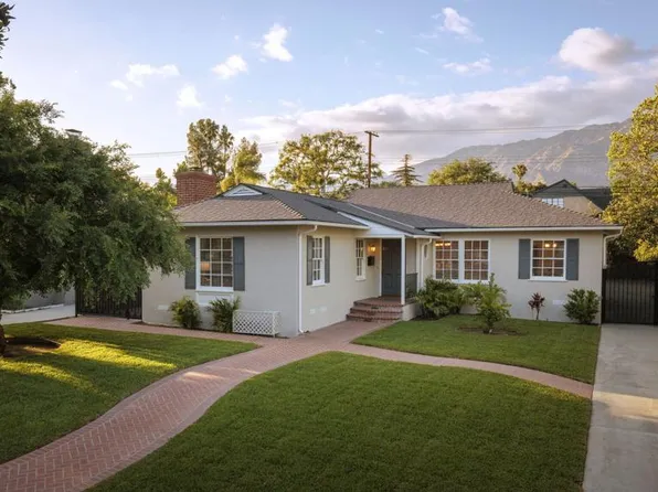 2215 Las Lunas St, Pasadena, CA 91107