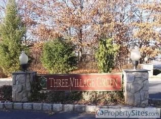 48 Sunflower Ridge Rd, South Setauket, NY 11720