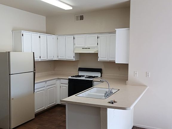 2nd image of 5650 E Sahara Ave Unit 2027