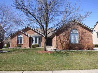 13975 Glenwood Dr, Shelby Township, MI