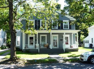 26 Livingston St, Rhinebeck, NY 12572