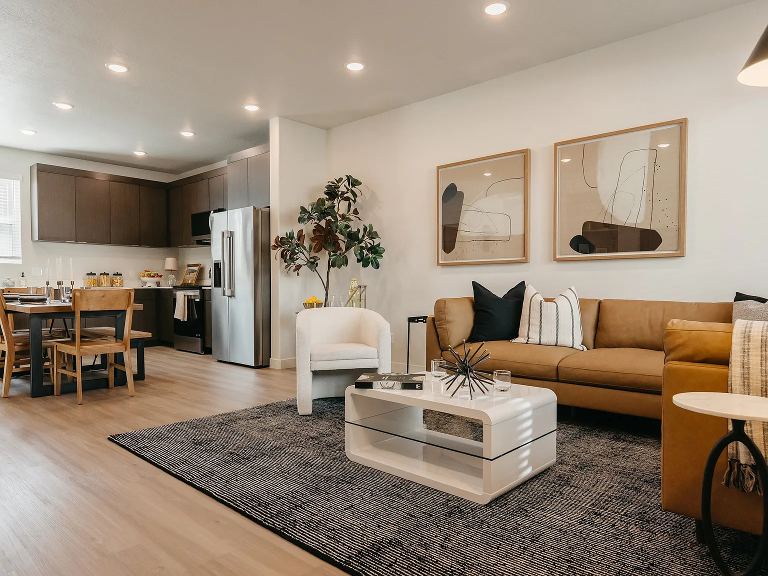 Enduro Townhomes — Photo 3