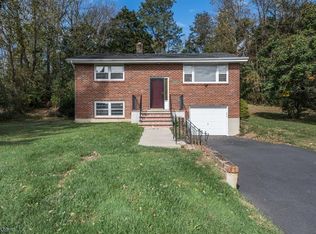 71 Decker Pond Rd, Andover, NJ 07821