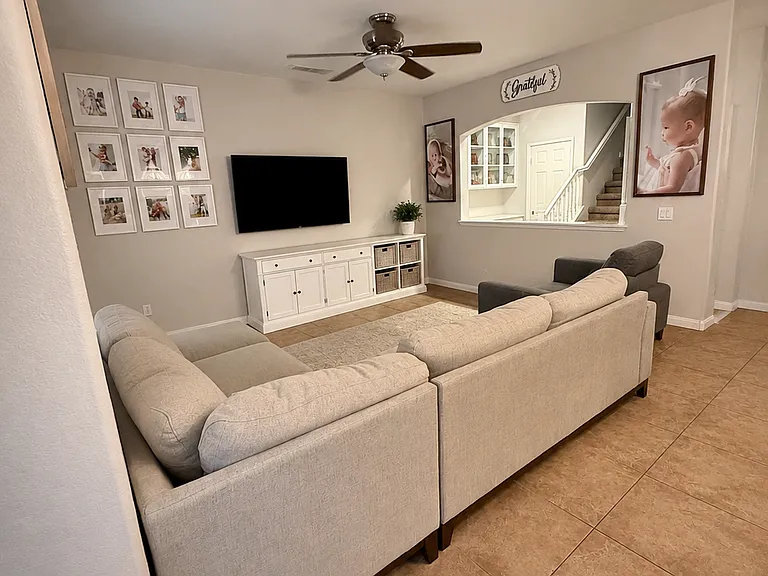 1441 Levant Ln #4 — Photo 1