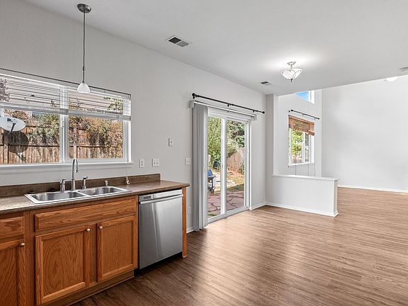 5th image of 6837 W Rockland Pl