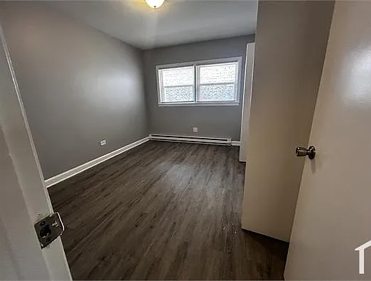 2045 W Garfield Blvd #205 — Photo 3