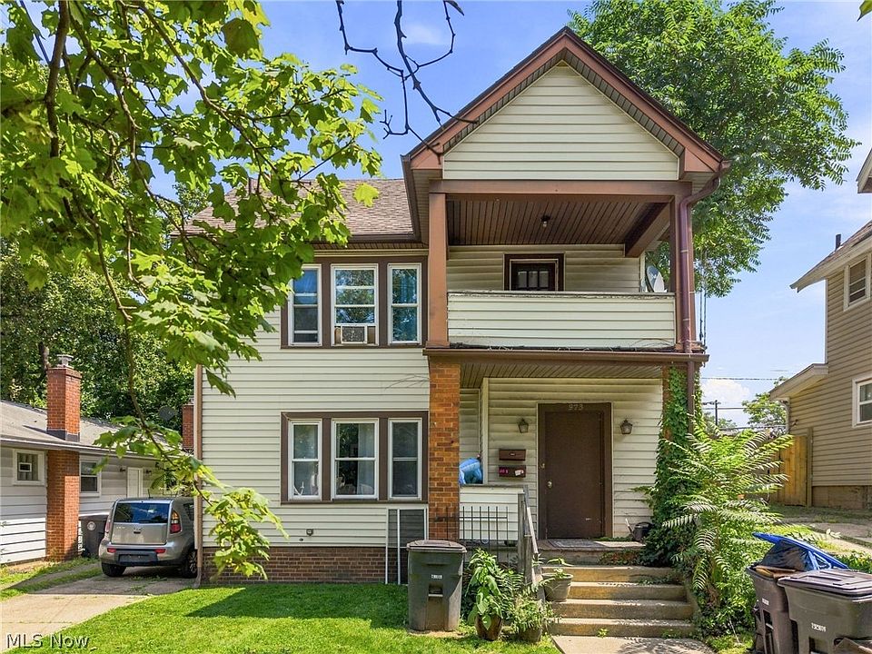 1st image of 973 Berwin St