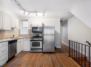 752 S Martin St APT 1, Philadelphia, PA 19146