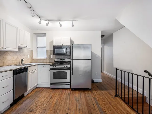 752 S Martin St APT 1, Philadelphia, PA 19146