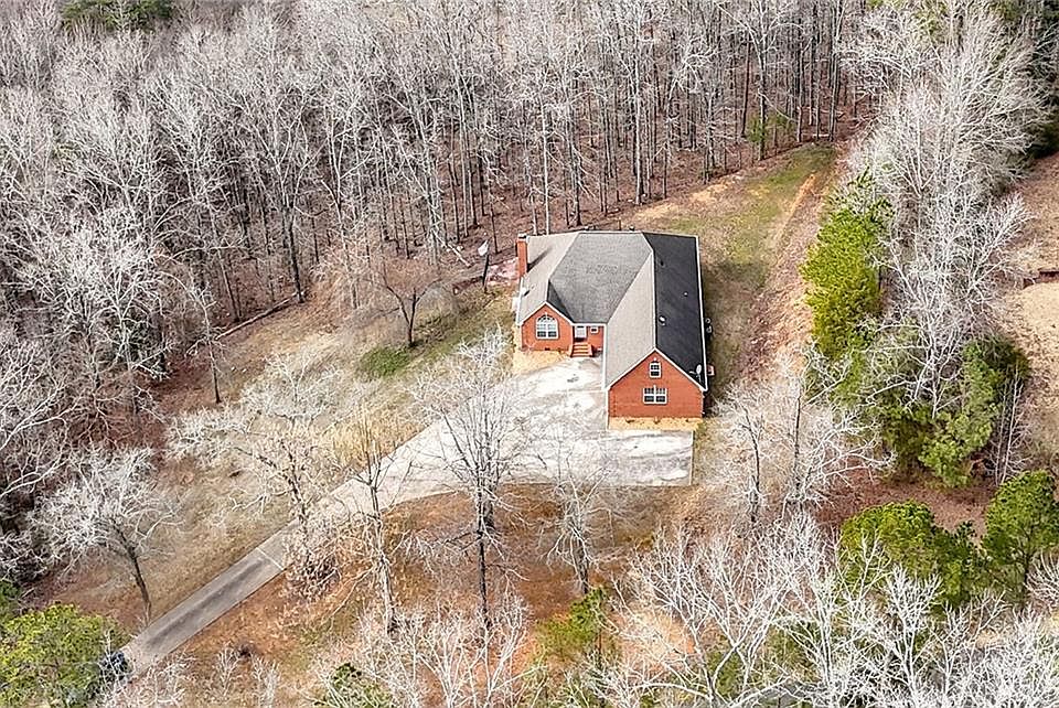 1st image of 75 Weaver Rd