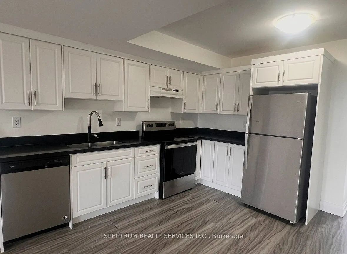 2 bed, $3,000 — Photo 2