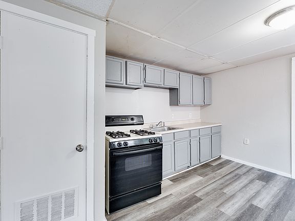 5th image of 468 Liberty St APT 4R