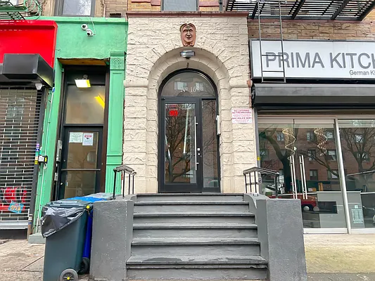 Rented by Compass | media 22