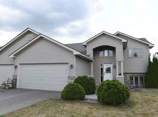 1205 Deer Haven Dr SE, Isanti, MN 55040