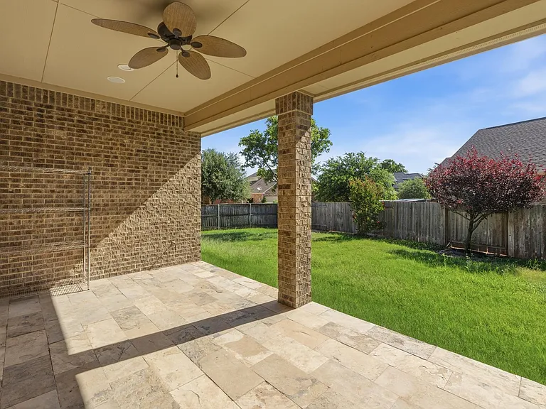 2508 Hilltop Divide Ln — Photo 36
