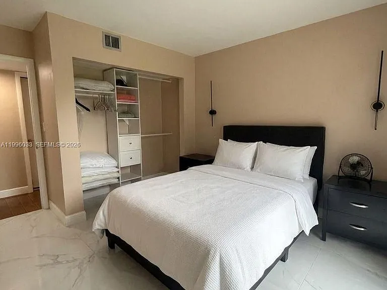 5550 NW 44th St #418B — Photo 2