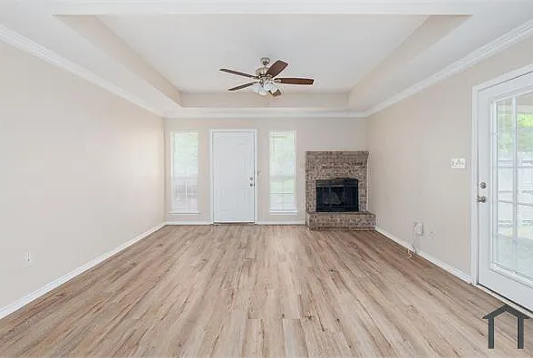 3 bed, 1345 sqft, $1,695 — Photo 1