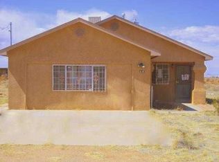 68 Turner Dr, Los Lunas, NM 87031