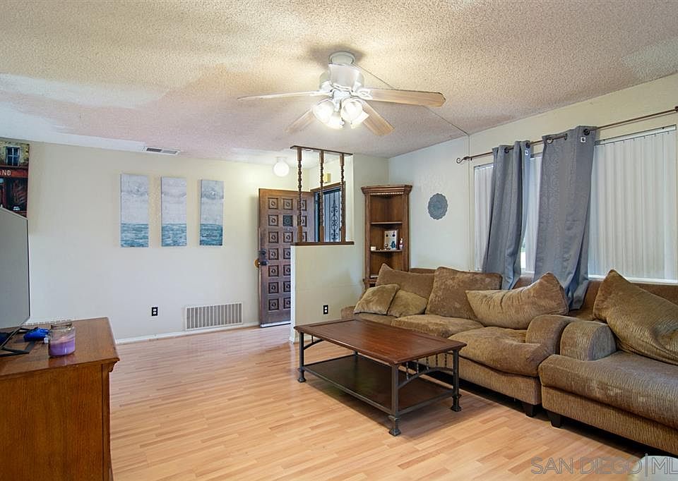 2nd image of 9721 Huron St