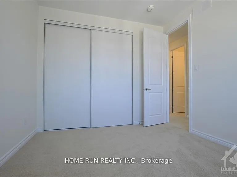 286 Turnbuckle Cres — Photo 13