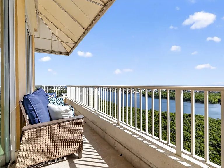 700 E Boynton Beach Blvd #Penthouse 2 — Photo 44