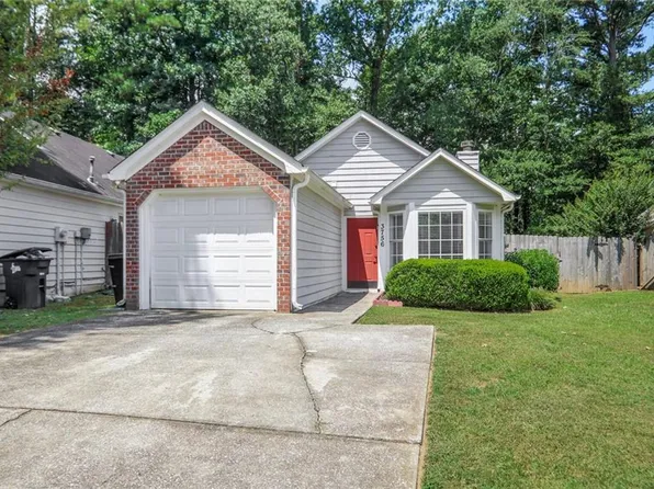 3756 Old Oak Ct, Powder Springs, GA 30127