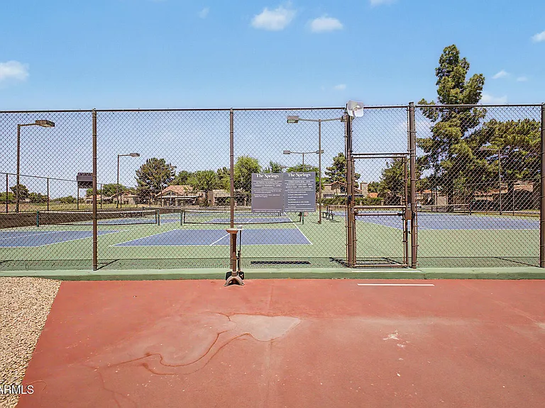4106 E Sunnyside Dr — Photo 30