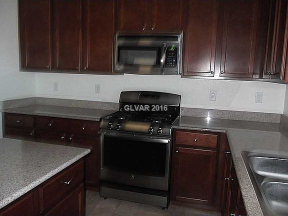 5th image of 766 Cambridge Crest Ct