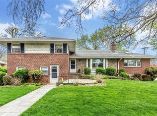 83 Argon Pl, New Hyde Park, NY 11040