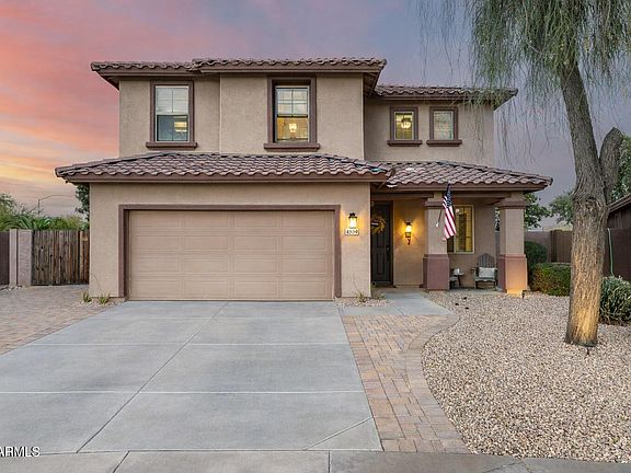2nd image of 4539 S ANTONIO --