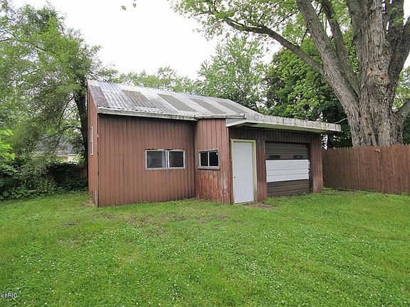 4th image of 1505 Woodrow Dr