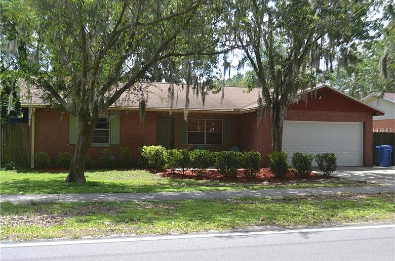 1st image of 4213 Lakewood Dr