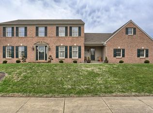 86 Brookfield Dr, Ephrata, PA 17522