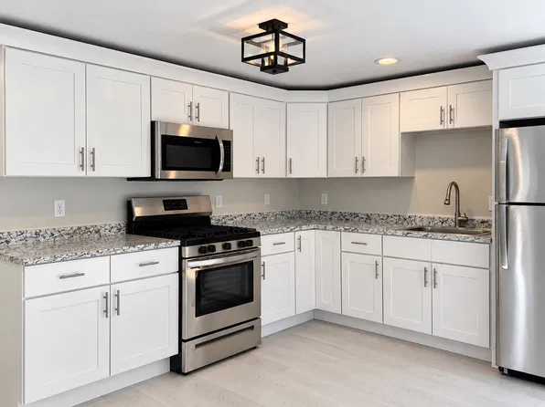 81 Yorkshire St Floor 3, Providence, RI 02908