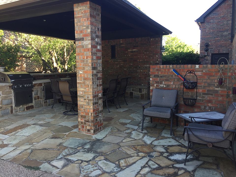 1st image of 1341 Montgomery Ln
