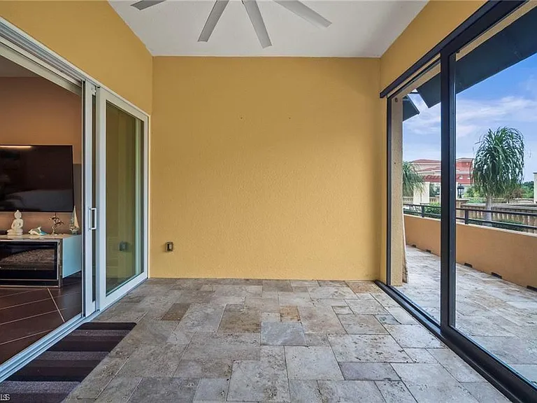 21460 Strada Nuova Cir — Photo 29