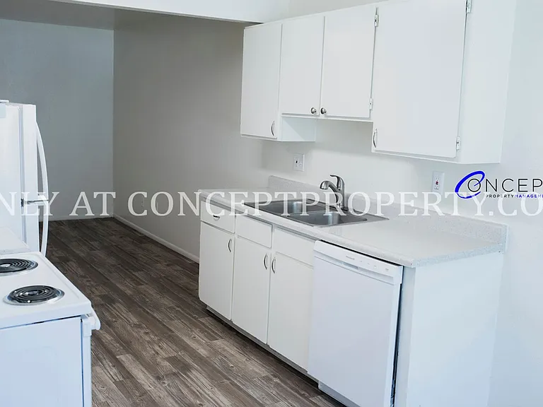Aspen Pines — Photo 191