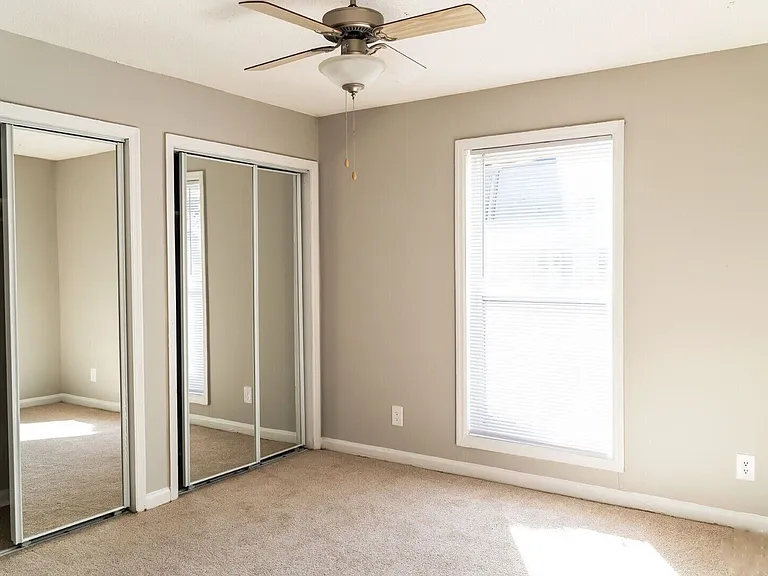 Moss Creek Apartments — Photo 20