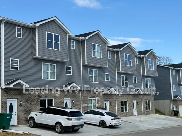 162 Christian Ct, Hurricane, WV 25526