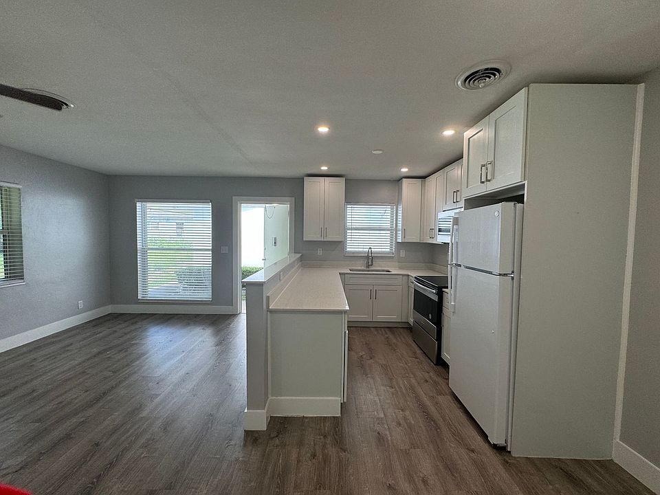 1st image of 2436 Van Buren St #14