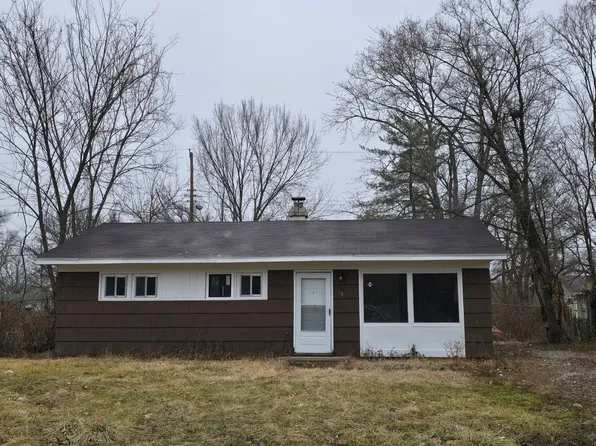 18 Violet Dr, Cahokia, IL 62206