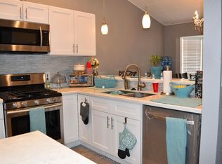 11350 Foothill Blvd, Sylmar, CA 91342
