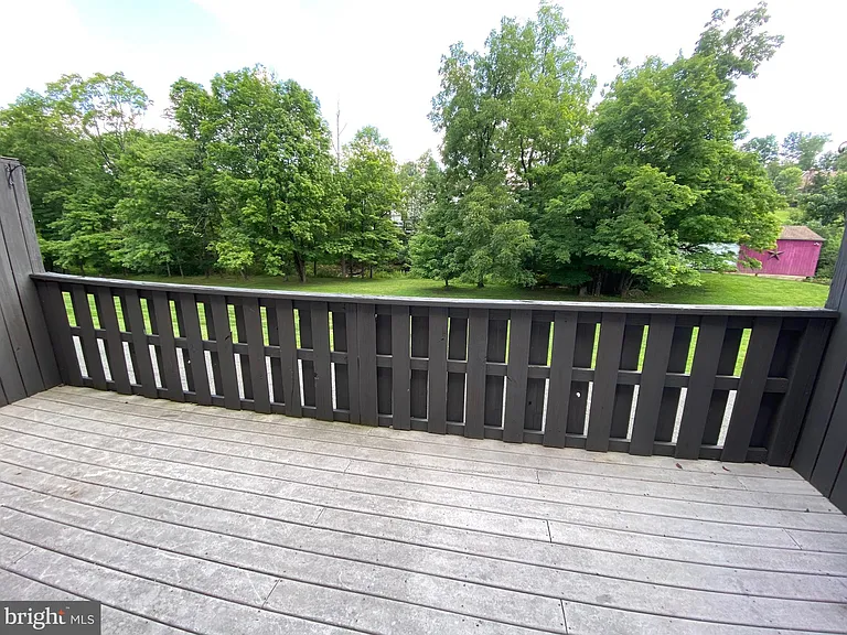 53 Game Farm Rd — Photo 27